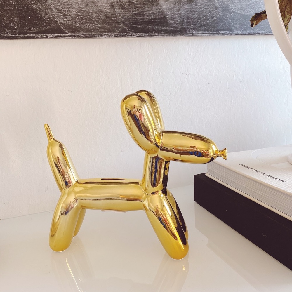 Gold Balloon Dog piggy bank. Excellent condition. 🖤
